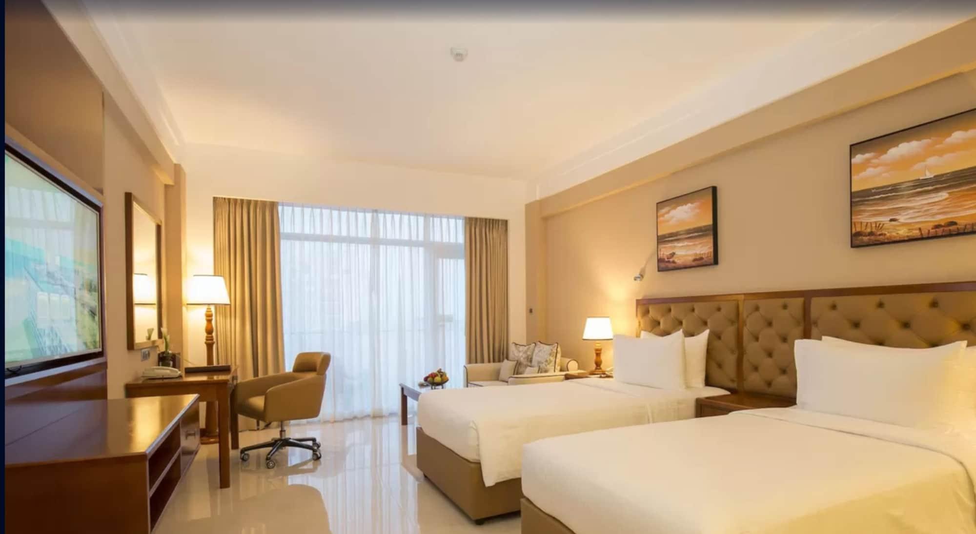 Marino Beach Colombo Buitenkant foto A room at the hotel